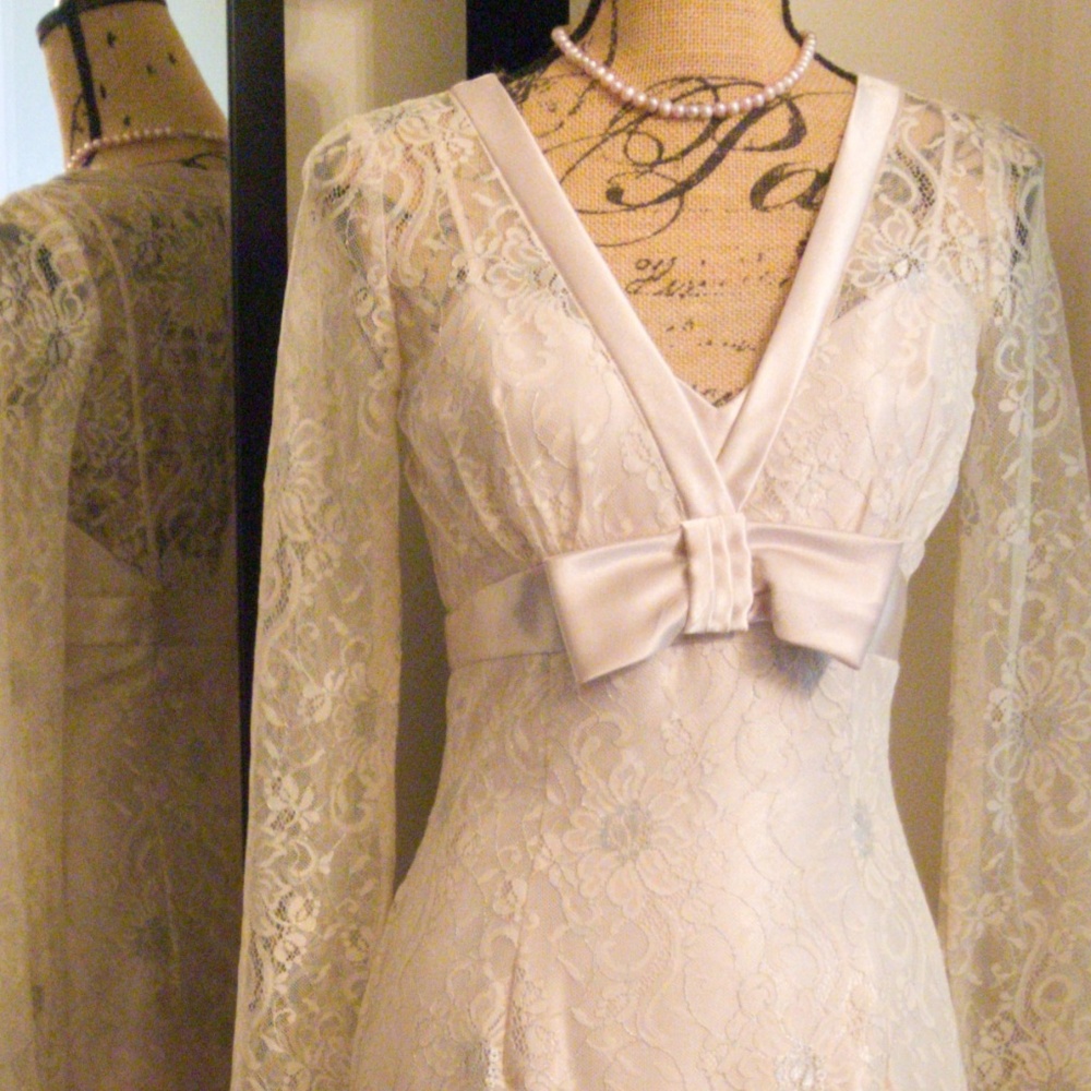 Scott McClintock Ivory Lace Mother of Bride dress